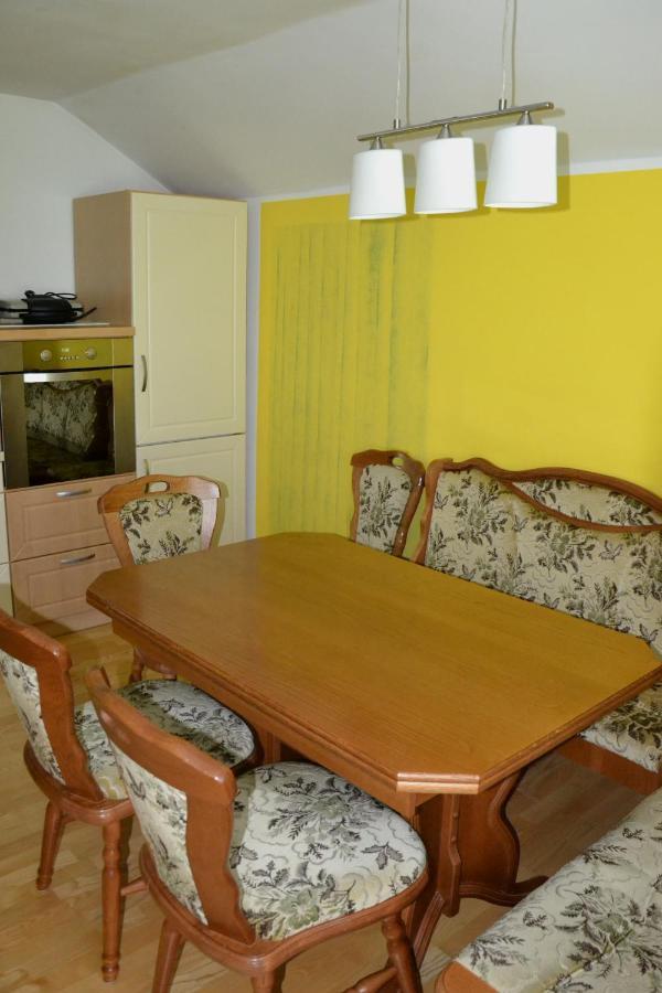 Apartma Ob Potoku Luce ภายนอก รูปภาพ