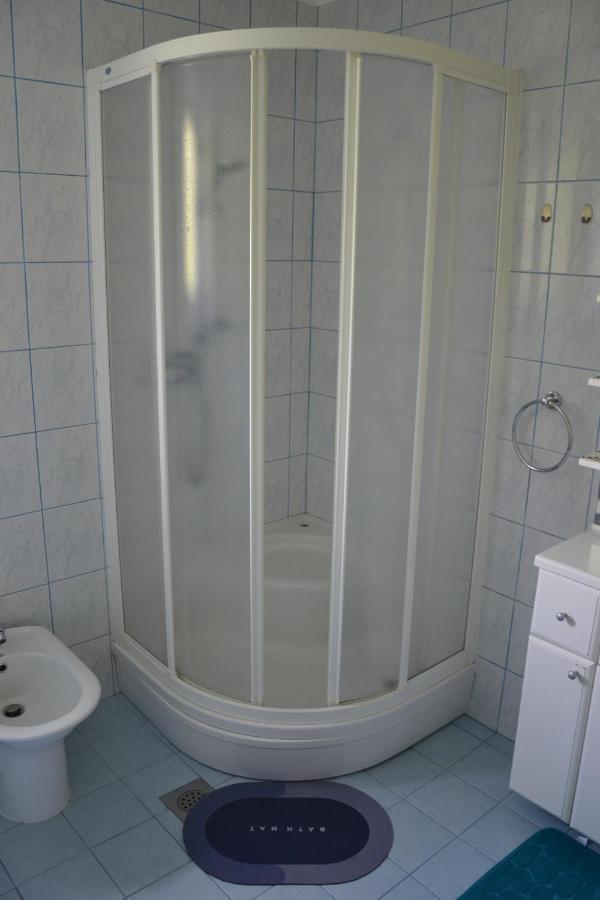 Apartma Ob Potoku Luce ภายนอก รูปภาพ