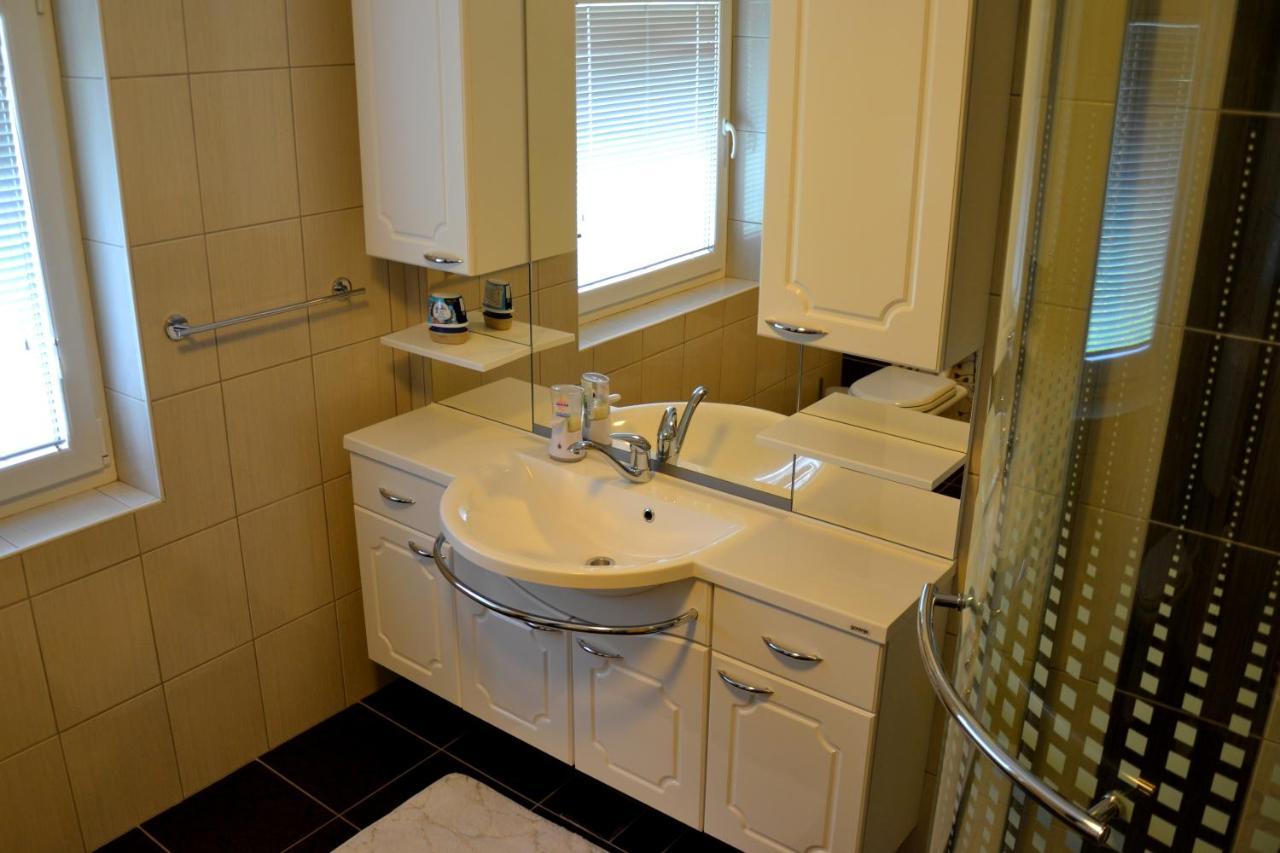 Apartma Ob Potoku Luce ภายนอก รูปภาพ