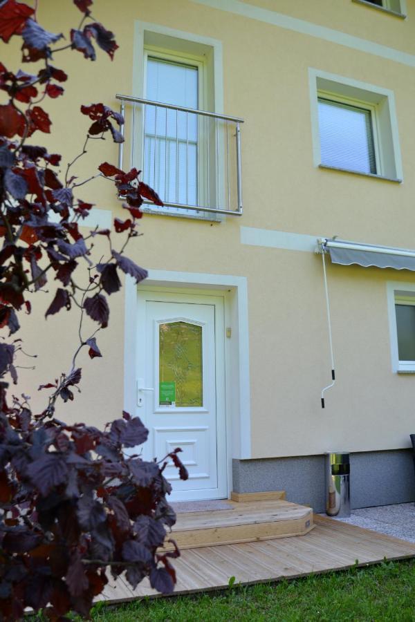 Apartma Ob Potoku Luce ภายนอก รูปภาพ